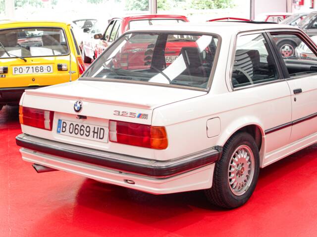 BMW 325i