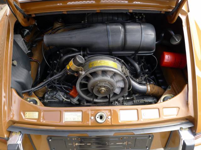 Porsche 911 2.4 T