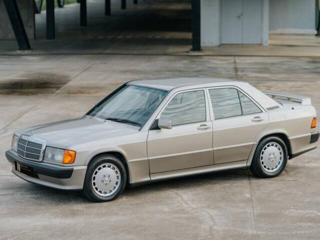 Mercedes-Benz 190 E 2.3-16