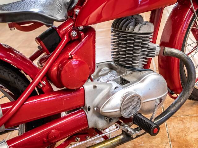 Triumph (TWN) BD 250