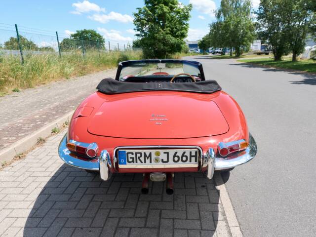 Jaguar E-Type 4.2
