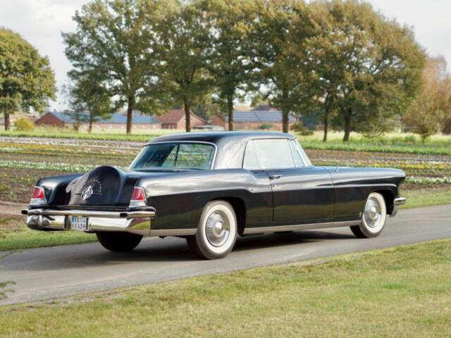 Lincoln Continental Mark II