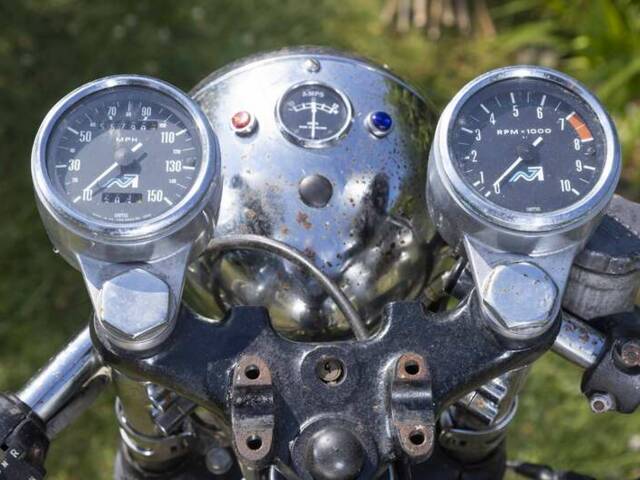 Norton Commando 920
