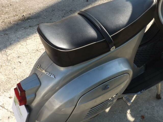 Piaggio Vespa 125 Primavera