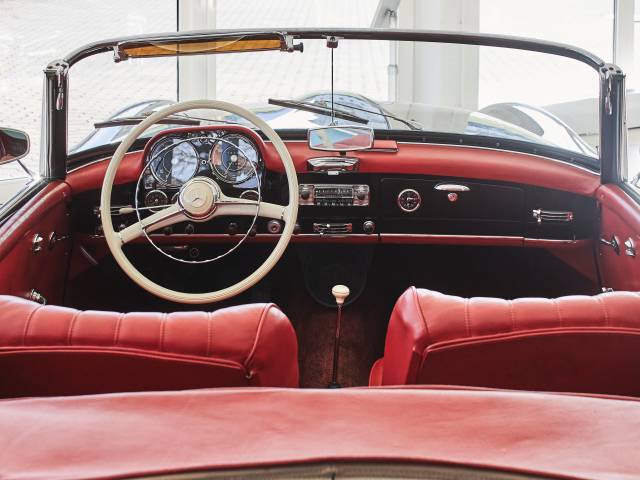 Mercedes-Benz 190 SL