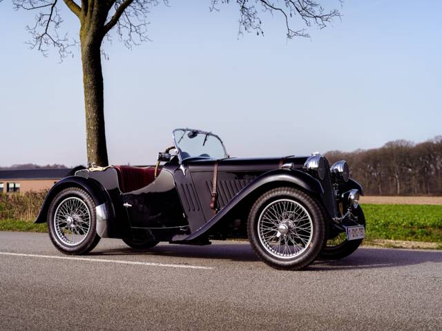 Singer 9 Sports