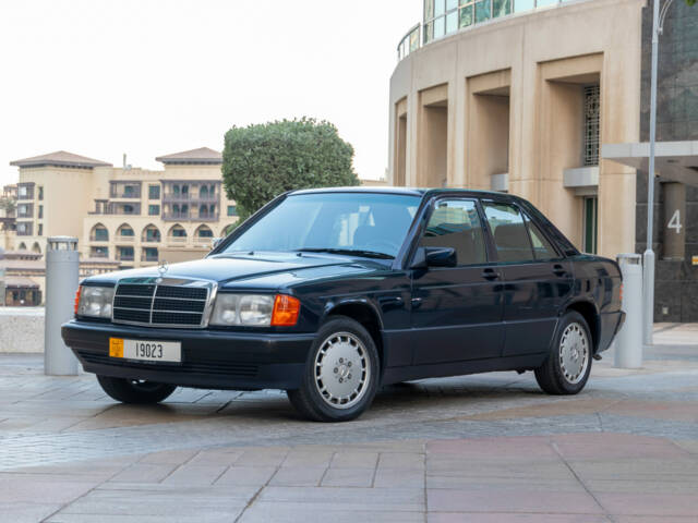 Afbeelding 1/5 van Mercedes-Benz 190 E 2.3 (1988)