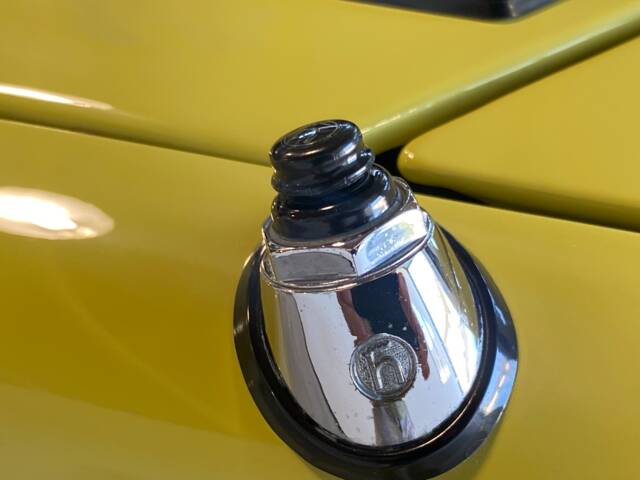 Mercedes-Benz 200 D