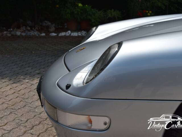 Porsche 911 Carrera