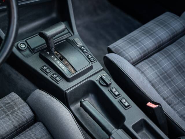 BMW 325i