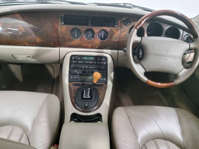 Jaguar XK8 4.0