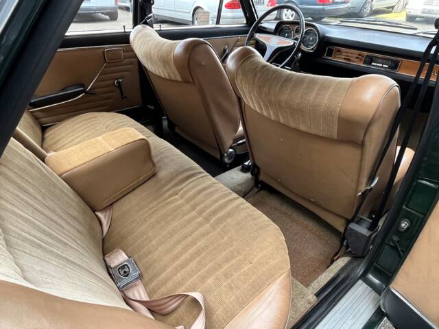 Audi 100 LS
