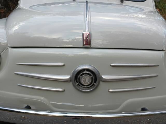 FIAT 600