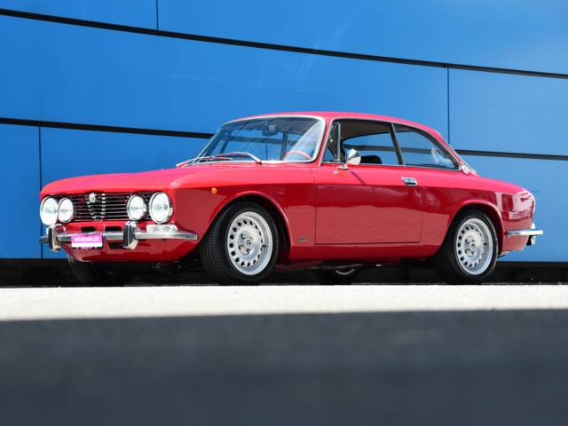 Alfa Romeo 2000 GT Veloce