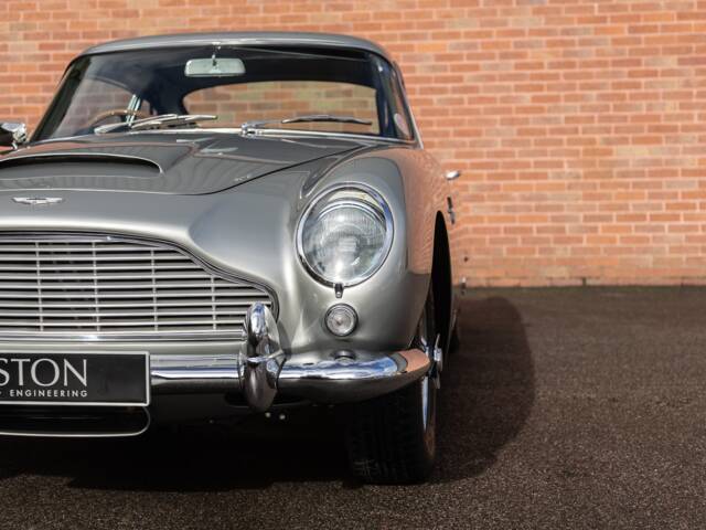 Aston Martin DB 5