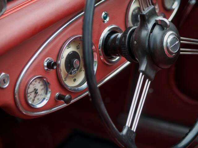 Austin-Healey 3000 Mk I (BT7)
