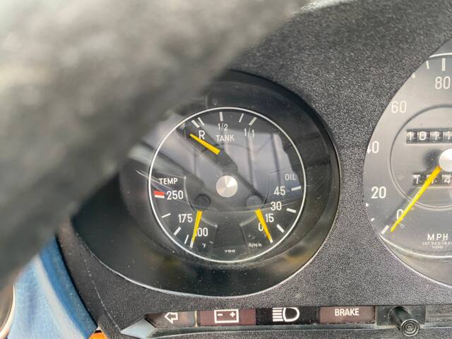 Mercedes-Benz 450 SL