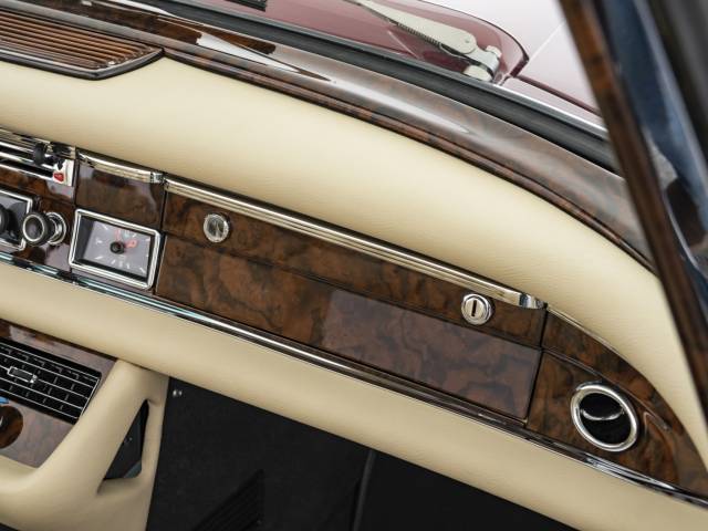 Mercedes-Benz 280 SE 3,5