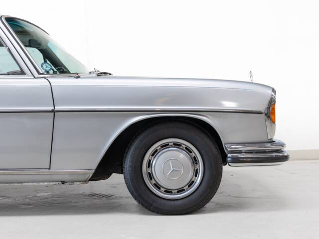 Mercedes-Benz 280 SEL 4,5