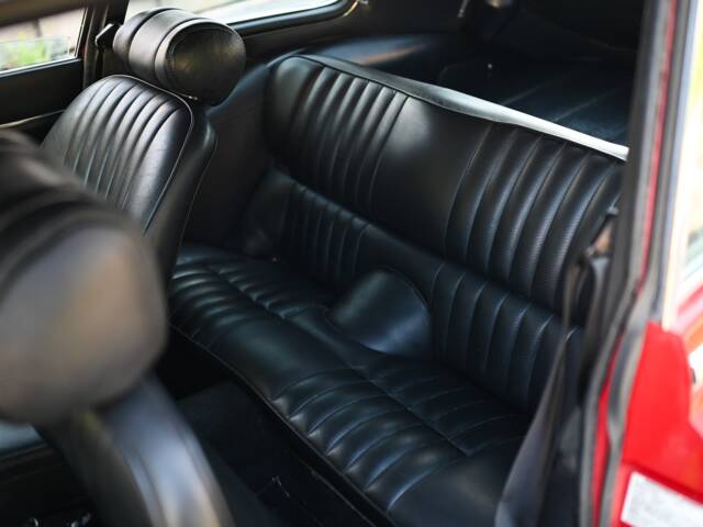 Jaguar E-Type V12 (2+2)