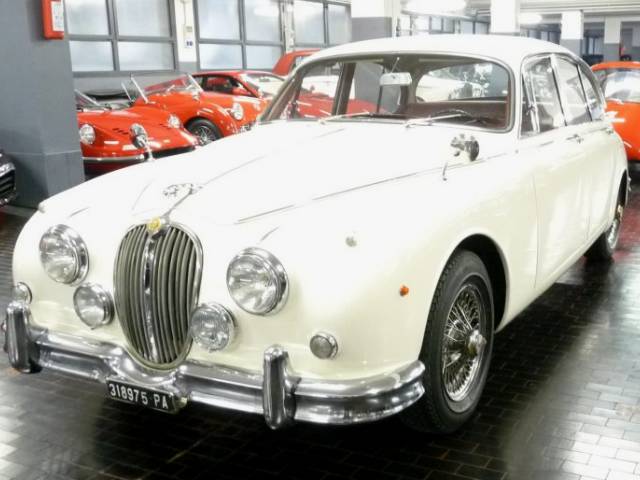 Jaguar Mk II 3.4
