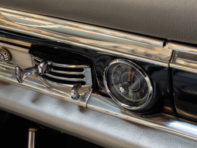 Mercedes-Benz 300 SL Roadster