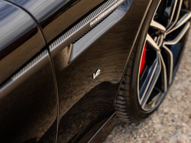 Aston Martin DB 9 GT Volante