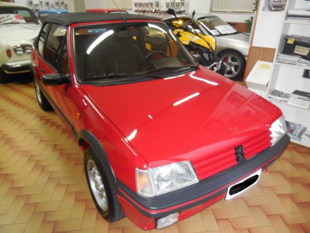 Immagine 1/5 di Peugeot 205 CTi 1,6 (1992)