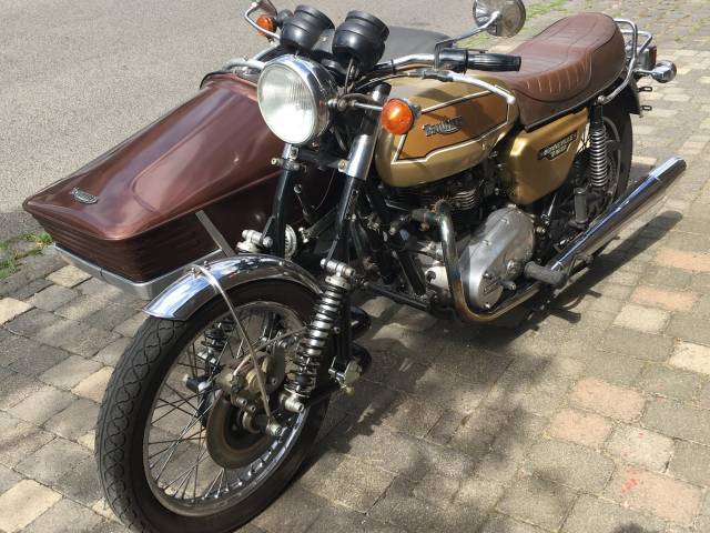 Afbeelding 1/9 van Triumph DUMMY (1979)