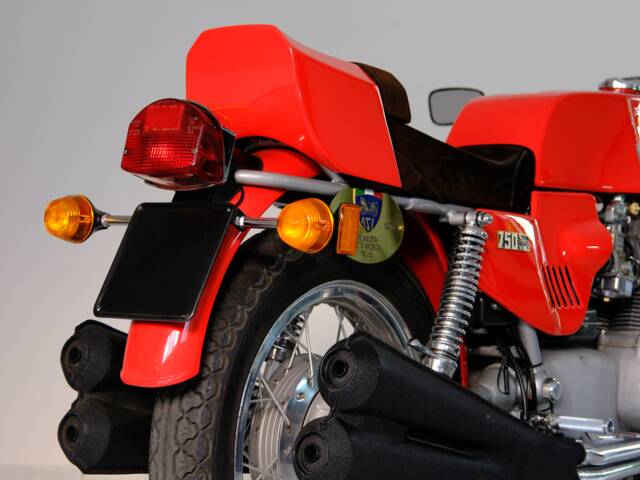 MV Agusta 750 S America