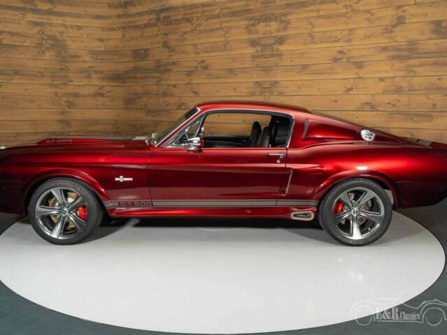 Ford Mustang Custom