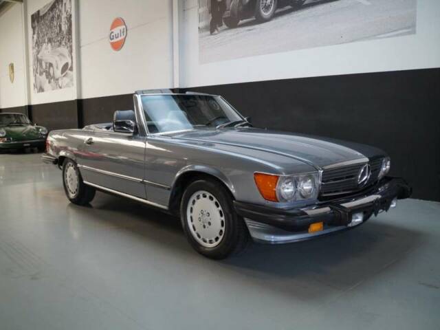 Afbeelding 1/50 van Mercedes-Benz 560 SL (1989)