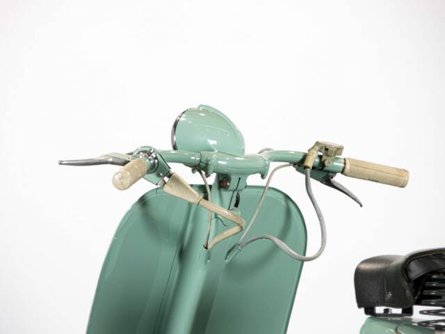Piaggio Vespa 125