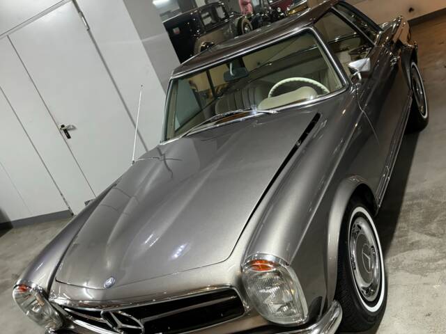 Image 1/7 of Mercedes-Benz 280 SL (1969)