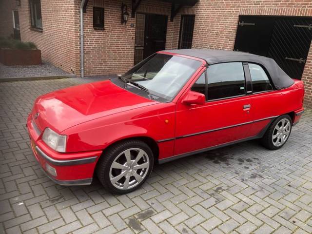 Image 1/6 de Opel Kadett 1,6i (1993)