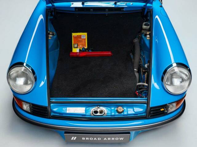 Porsche 911 Carrera 2.7