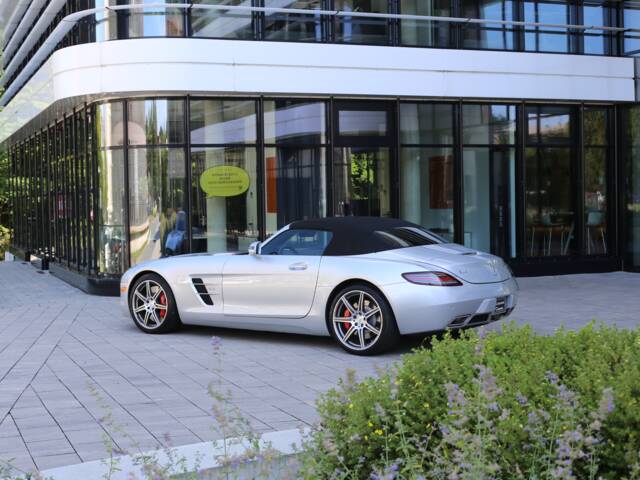 Mercedes-Benz SLS AMG Roadster