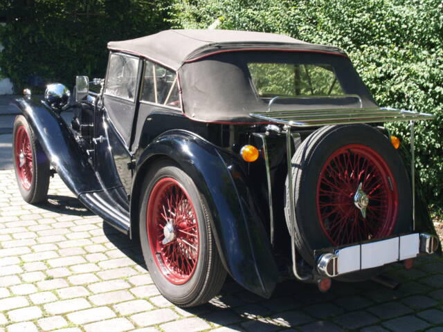 Image 1/12 of MG TC (1947)