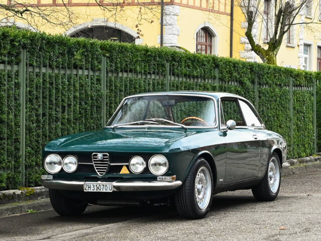 Bild 1/50 von Alfa Romeo 1750 GT Veloce (1968)