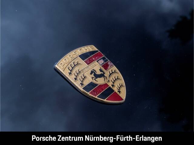 Porsche 911 Carrera 4
