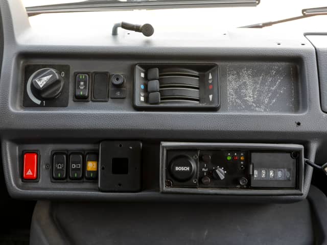Mercedes-Benz T1 310