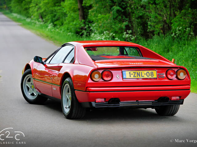 Ferrari 328 GTB