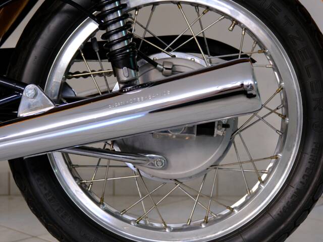 Ducati 750 Sport