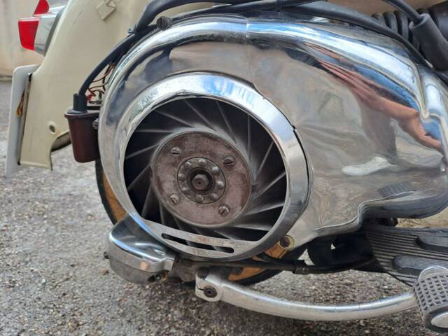 Piaggio Vespa 150 GL