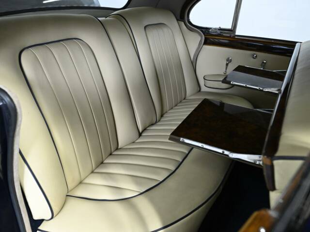 Jaguar Mk VIII