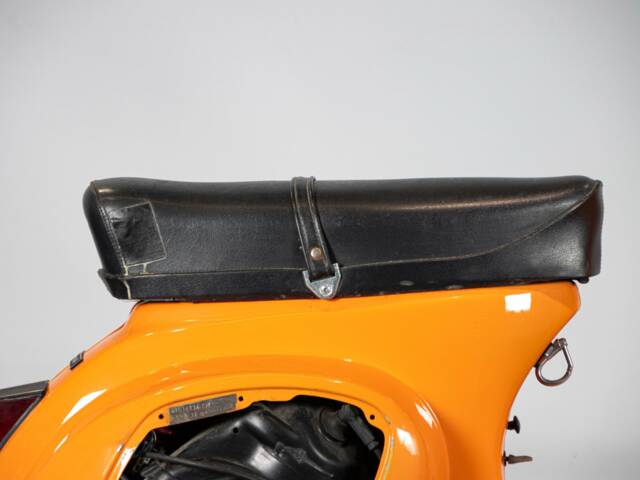 Piaggio Vespa 50 N Special