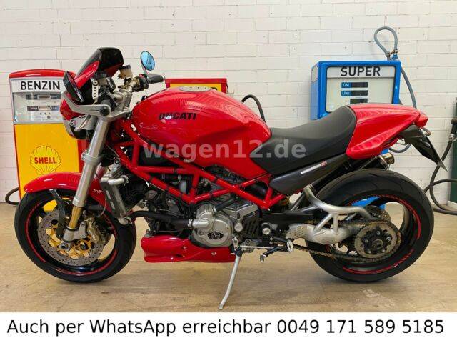 Bild 1/10 von Ducati DUMMY (2011)