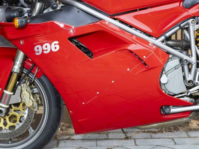 Ducati 996