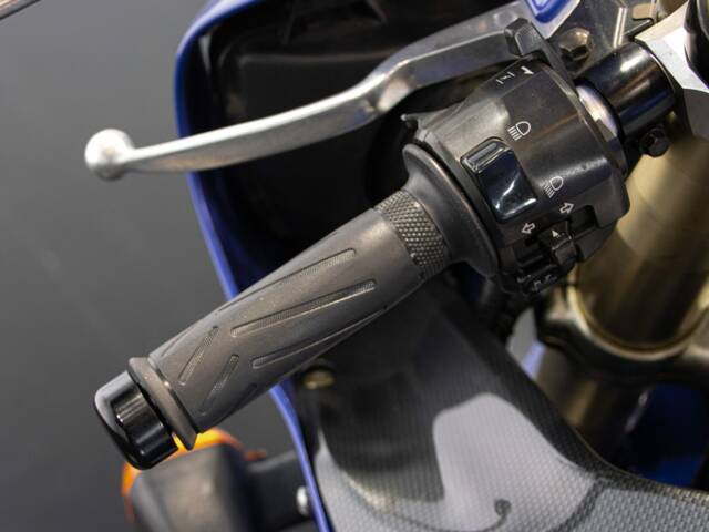 Yamaha YZF 1000 R1