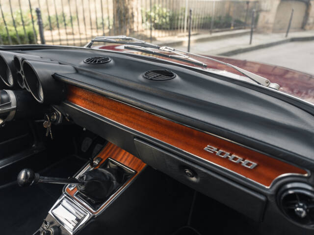 Alfa Romeo 2000 GT Veloce